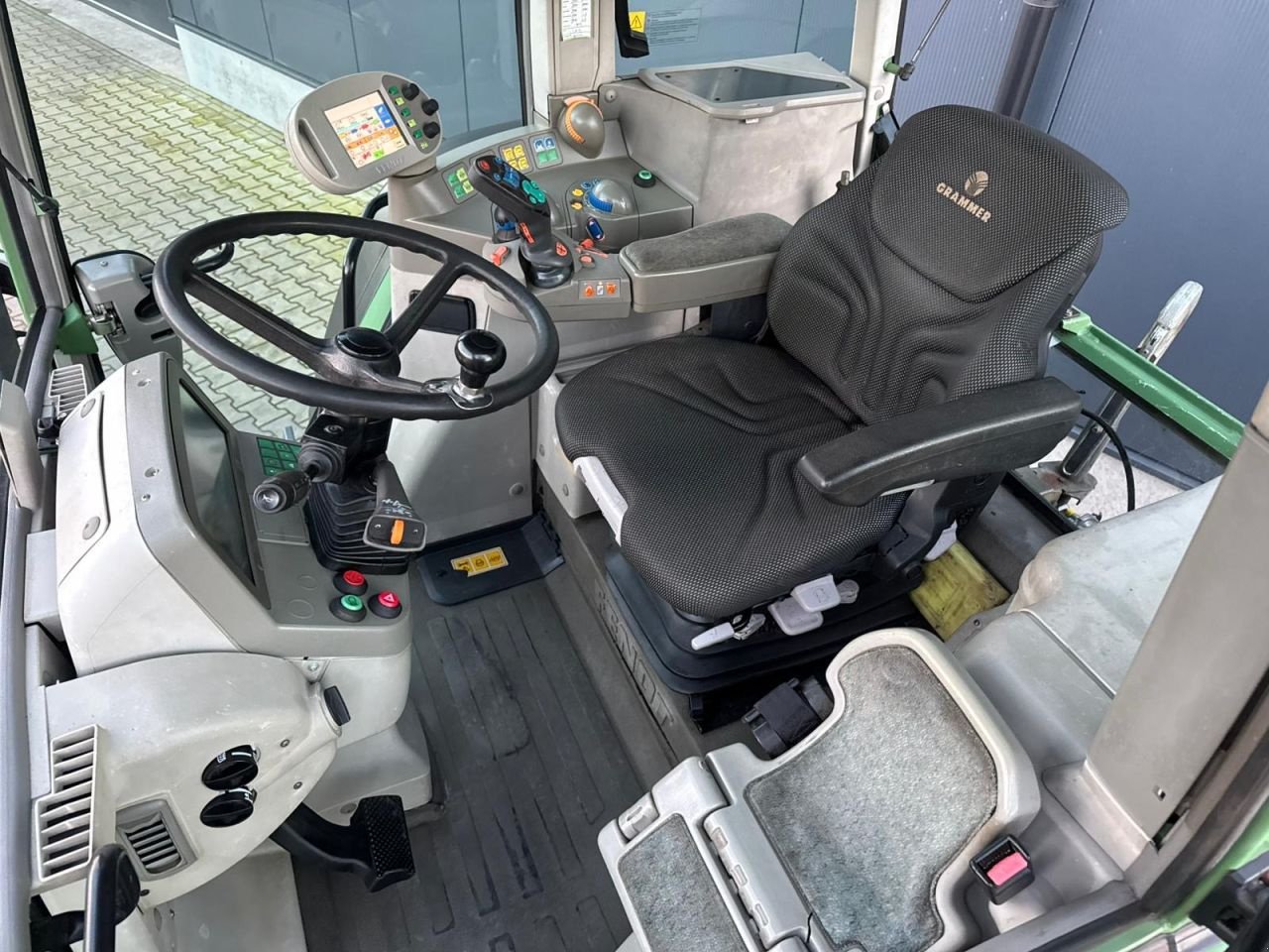 Traktor za tip Fendt 711 Vario Tms Com2, Gebrauchtmaschine u Daarle (Slika 10)