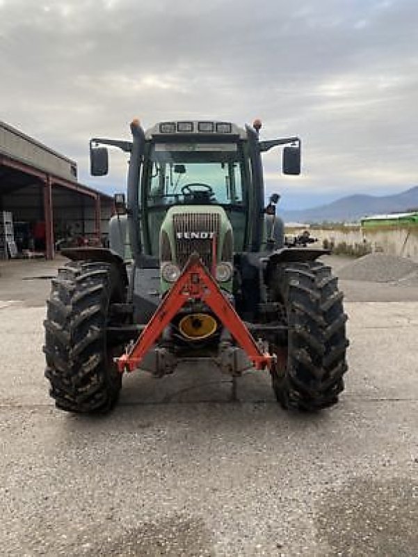 Traktor des Typs Fendt 711 VARIO TMS, Gebrauchtmaschine in Sainte-Croix-en-Plaine (Bild 3)