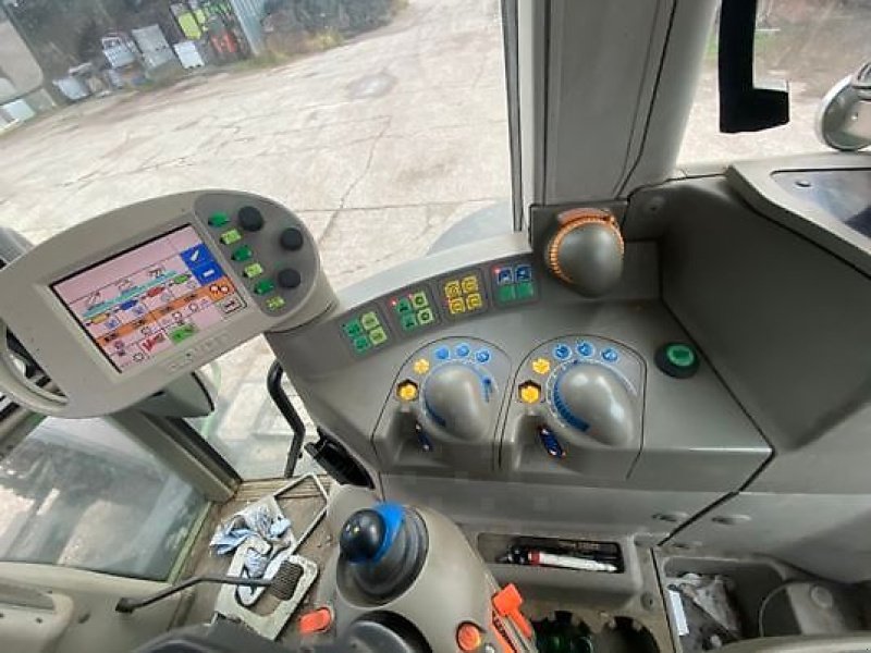 Traktor des Typs Fendt 711 VARIO TMS, Gebrauchtmaschine in Sainte-Croix-en-Plaine (Bild 6)