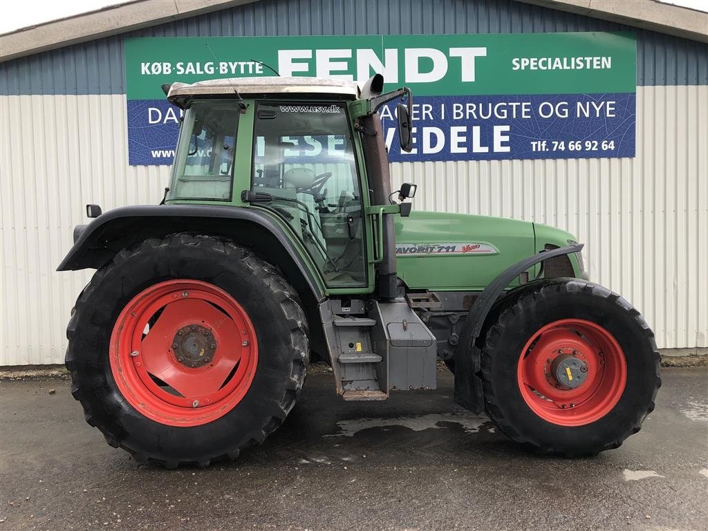 Traktor des Typs Fendt 711 Vario, Gebrauchtmaschine in Rødekro (Bild 4)