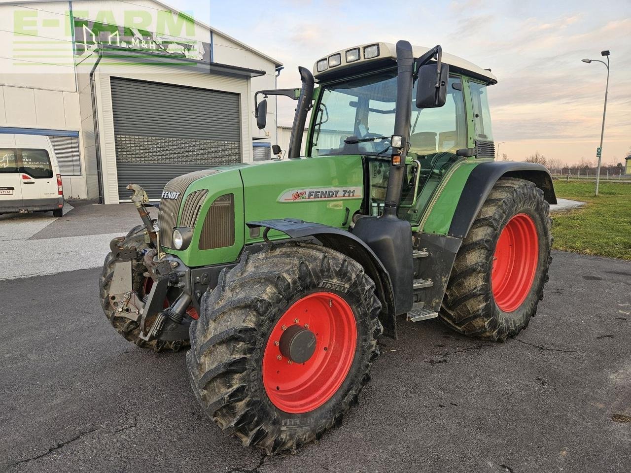 Traktor του τύπου Fendt 711 vario, Gebrauchtmaschine σε ILZ (Φωτογραφία 1)