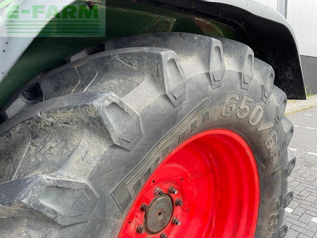 Traktor van het type Fendt 711, Gebrauchtmaschine in gg VEGHEL (Foto 11)