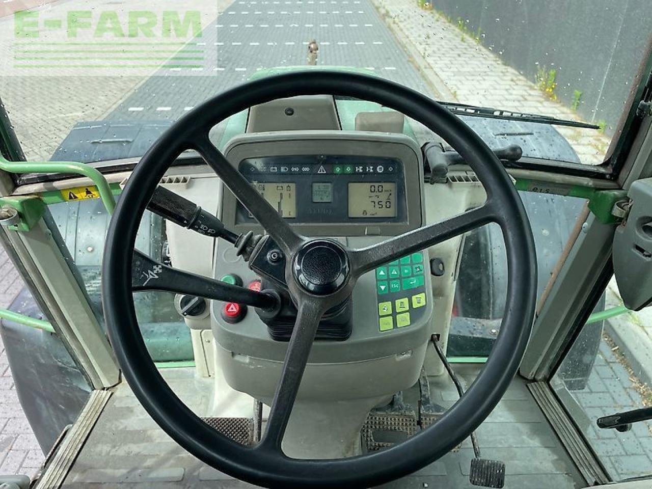 Traktor van het type Fendt 711, Gebrauchtmaschine in gg VEGHEL (Foto 20)