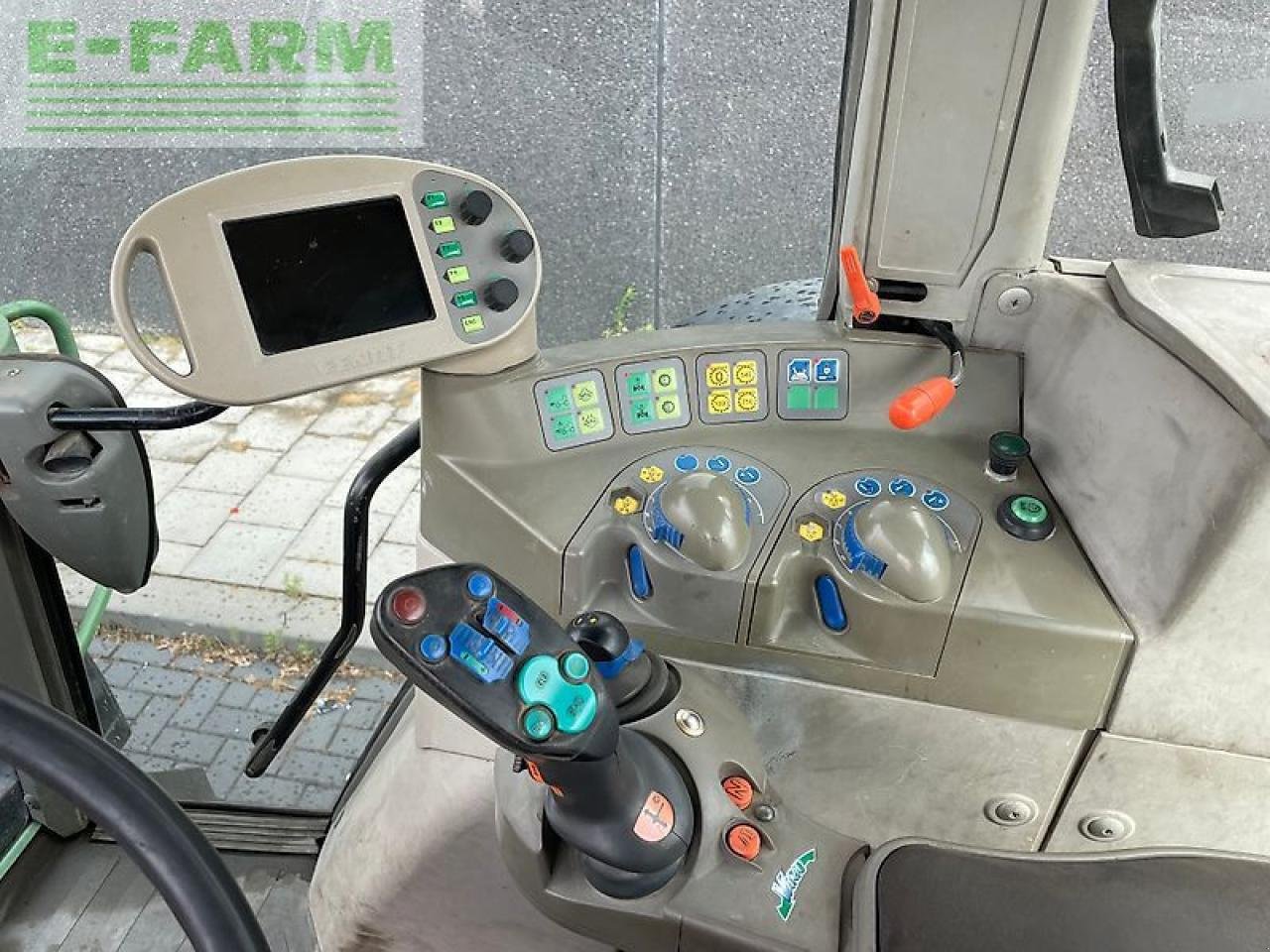 Traktor za tip Fendt 711, Gebrauchtmaschine u gg VEGHEL (Slika 5)