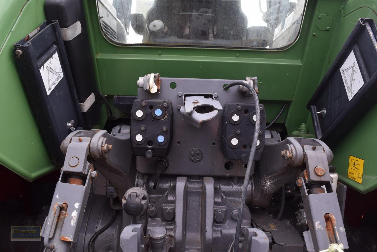 Traktor des Typs Fendt 712 Vario, Gebrauchtmaschine in Oyten (Bild 4)