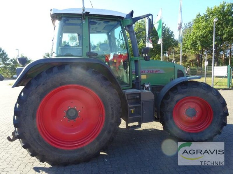 Traktor типа Fendt 712 VARIO, Gebrauchtmaschine в Uelzen (Фотография 3)
