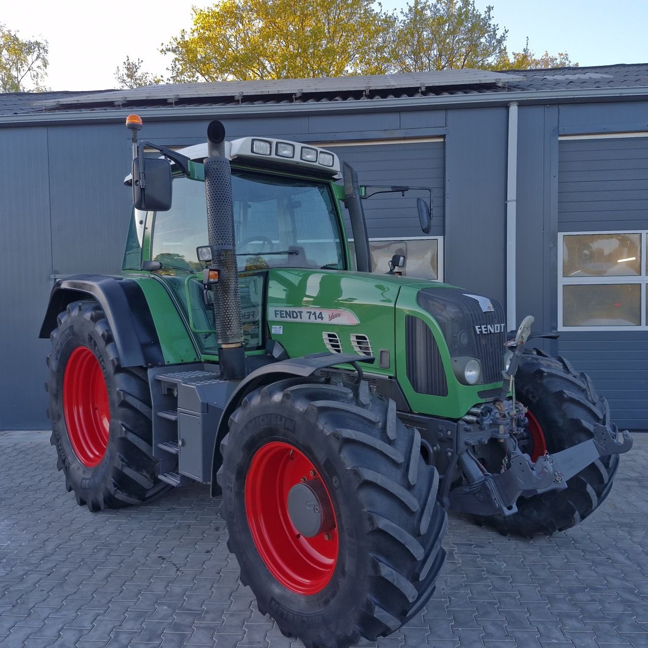 Traktor del tipo Fendt 714 com 3, Gebrauchtmaschine In Daarle (Immagine 2)