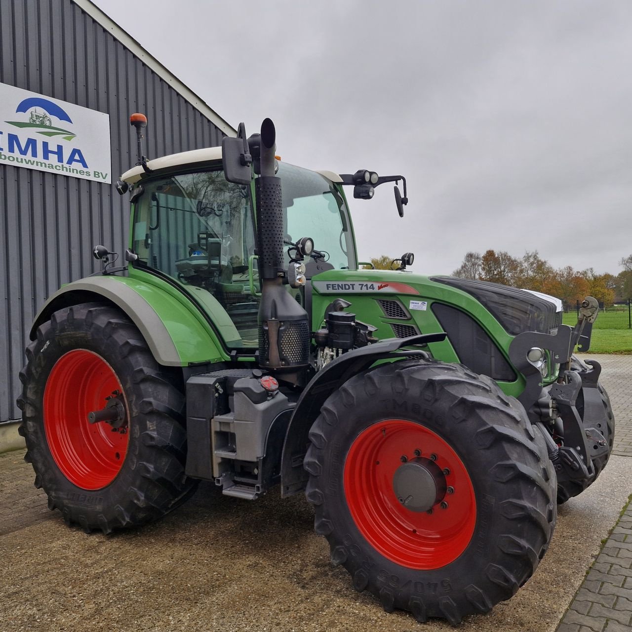 Traktor типа Fendt 714 profi, Gebrauchtmaschine в Daarle (Фотография 4)