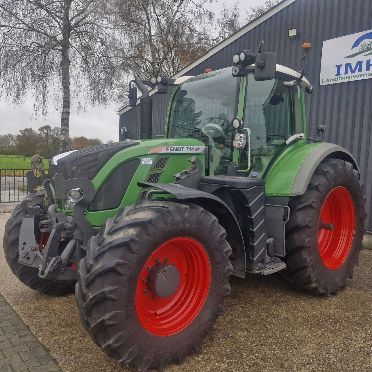 Traktor типа Fendt 714 profi, Gebrauchtmaschine в Daarle (Фотография 1)