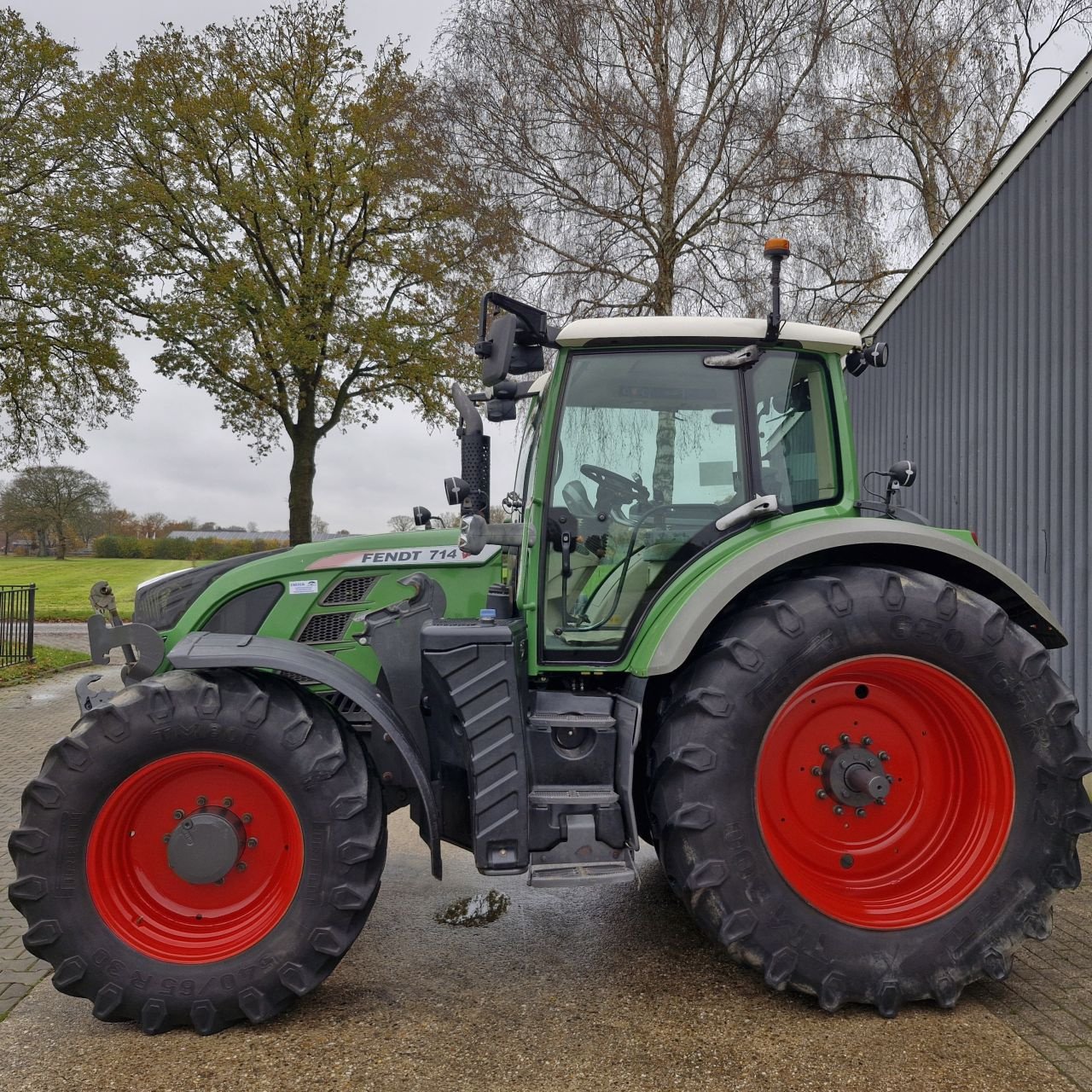 Traktor типа Fendt 714 profi, Gebrauchtmaschine в Daarle (Фотография 2)