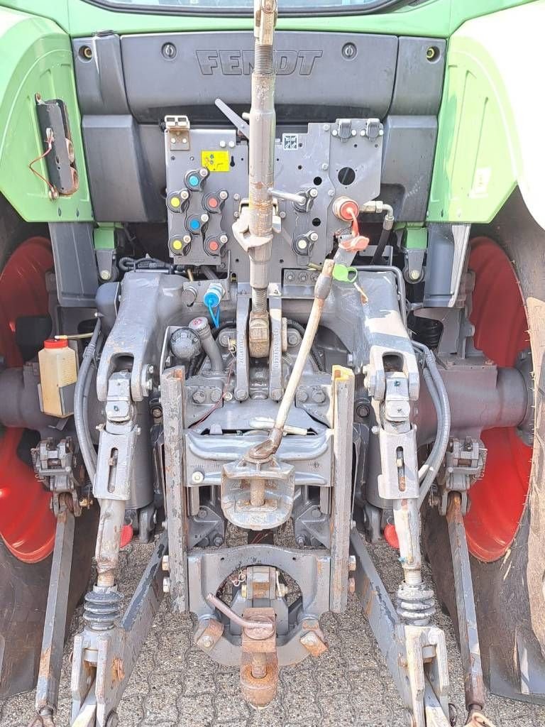 Traktor van het type Fendt 714 Vario SCR, Gebrauchtmaschine in Borne (Foto 10)
