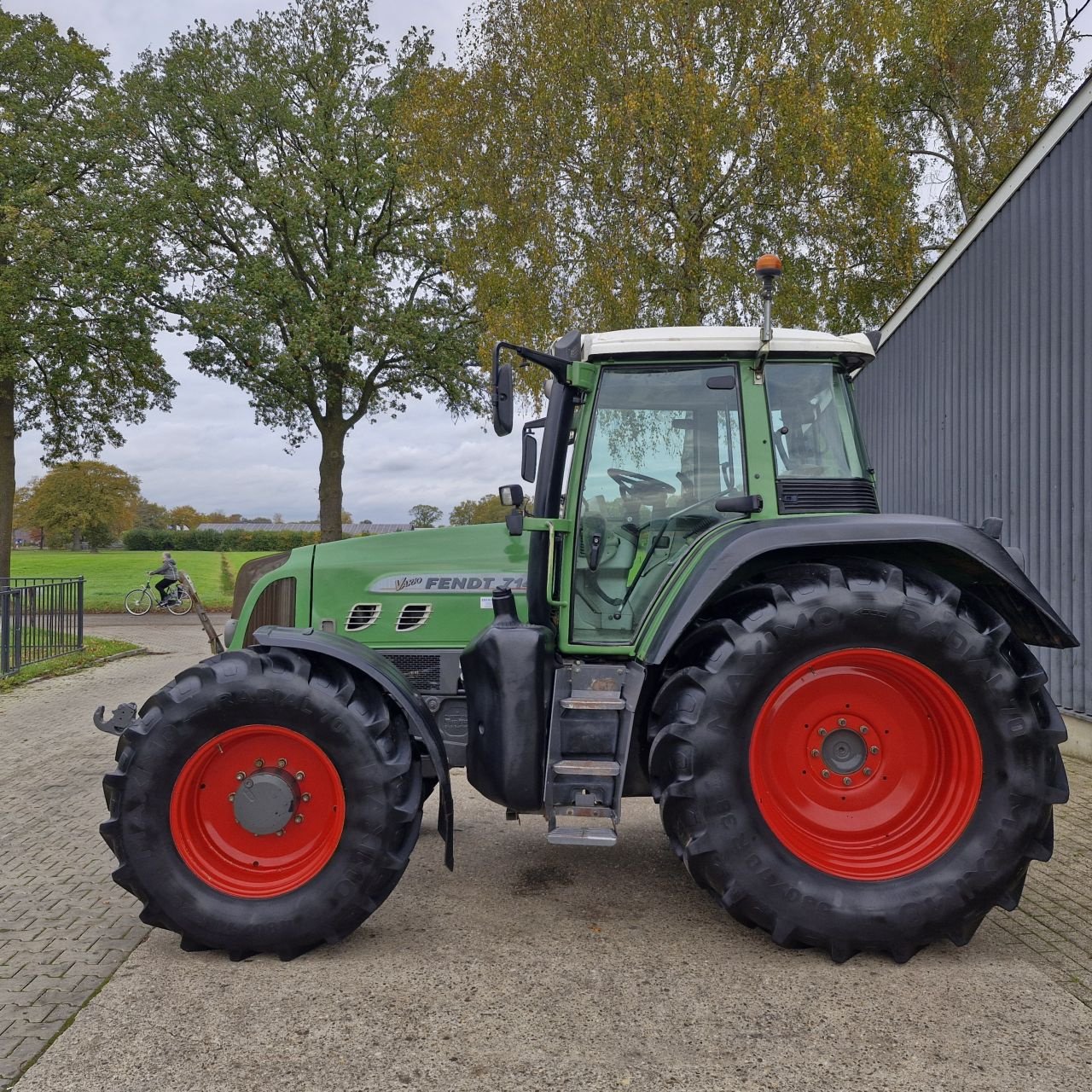 Traktor типа Fendt 714 vario tms, Gebrauchtmaschine в Daarle (Фотография 2)
