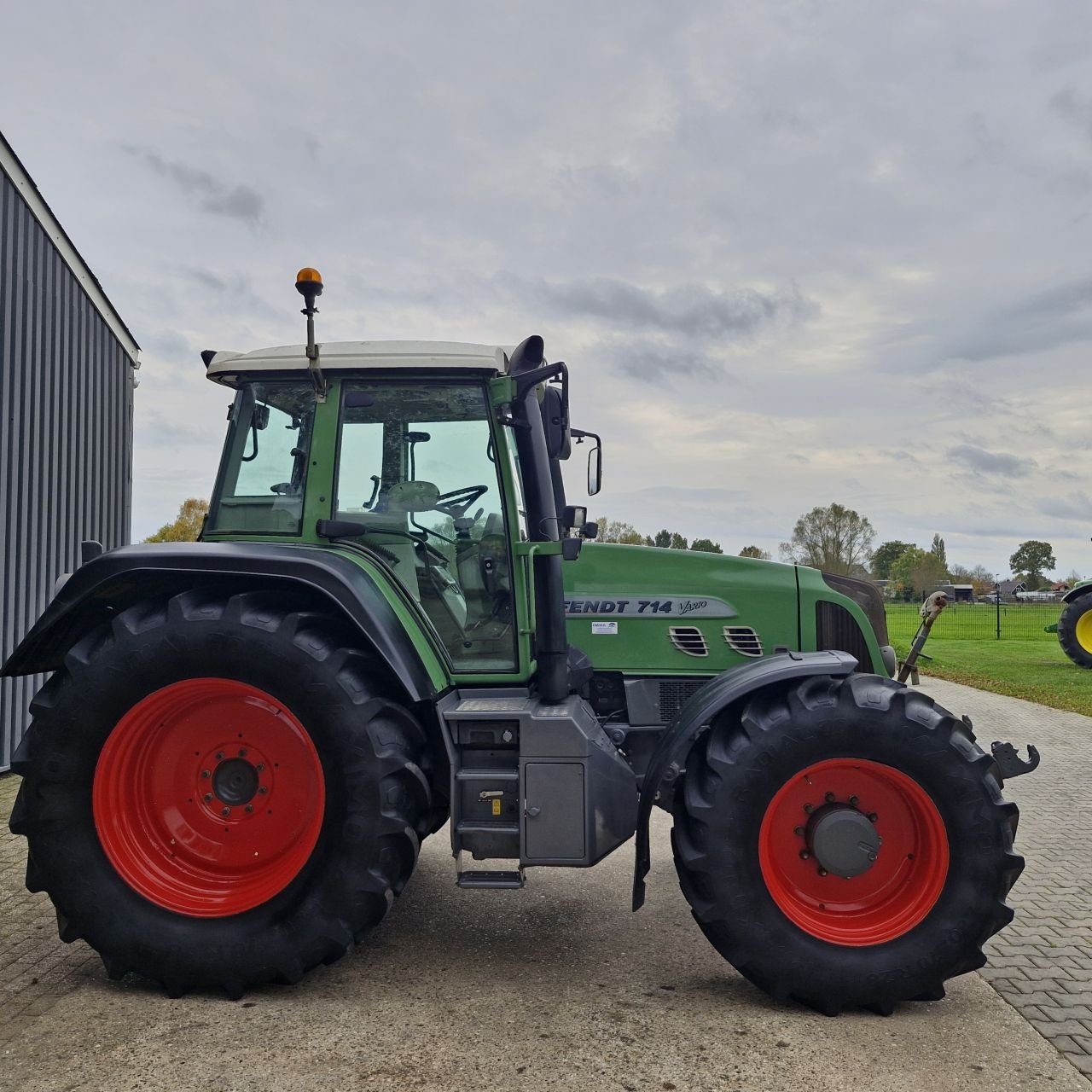 Traktor типа Fendt 714 vario tms, Gebrauchtmaschine в Daarle (Фотография 4)