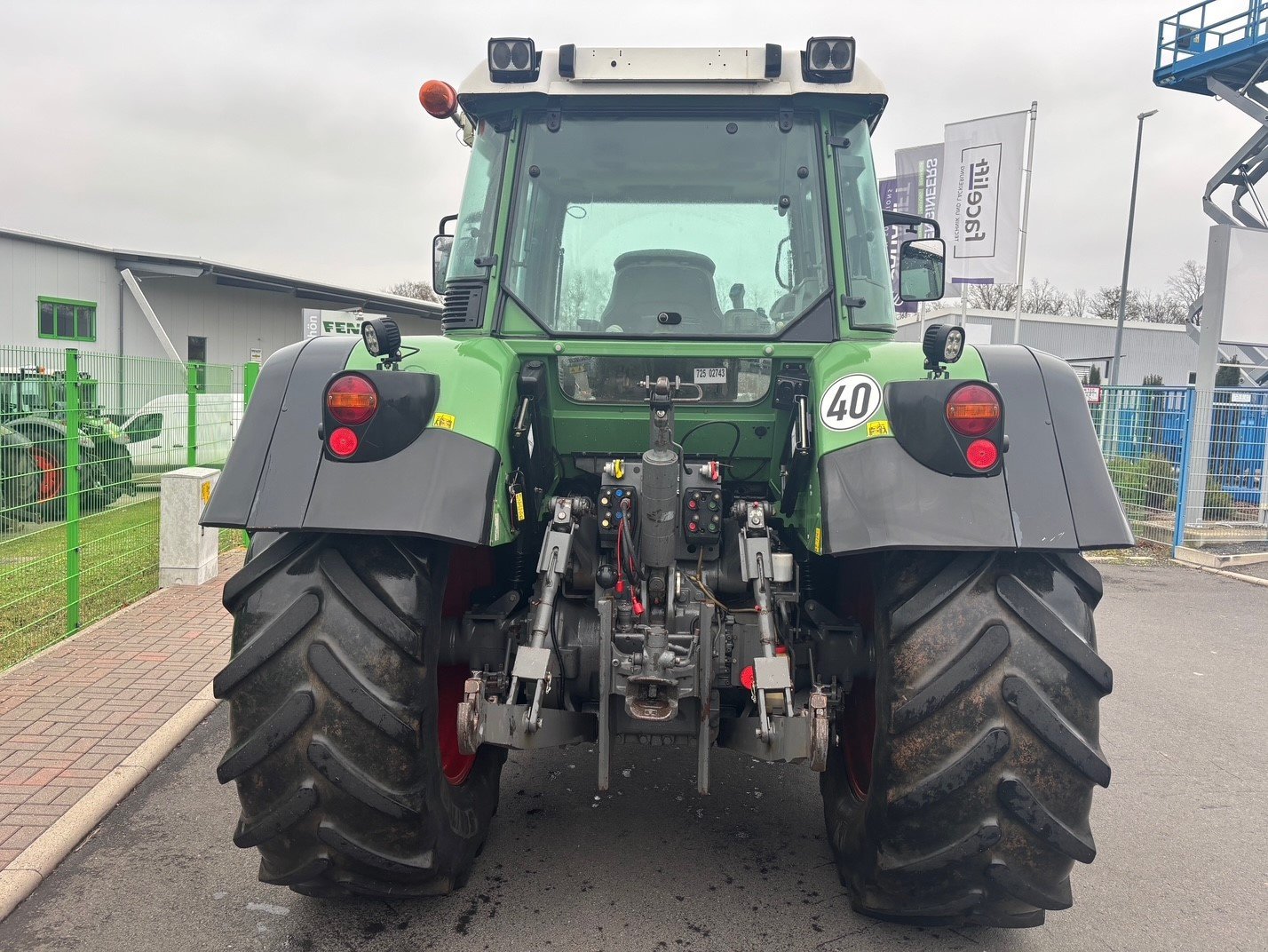 Traktor des Typs Fendt 714 Vario TMS, Gebrauchtmaschine in Petersberg (Bild 4)