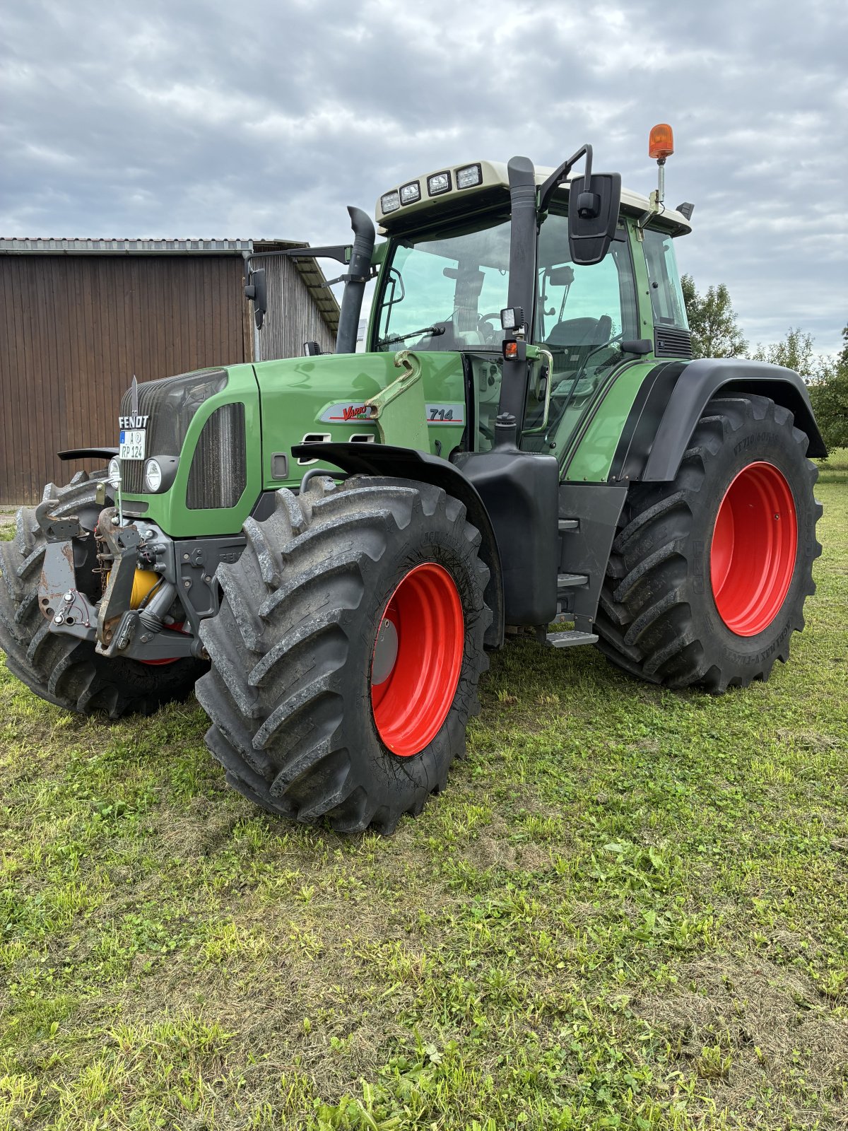 Traktor tipa Fendt 714 Vario, Gebrauchtmaschine u Augsburg (Slika 1)