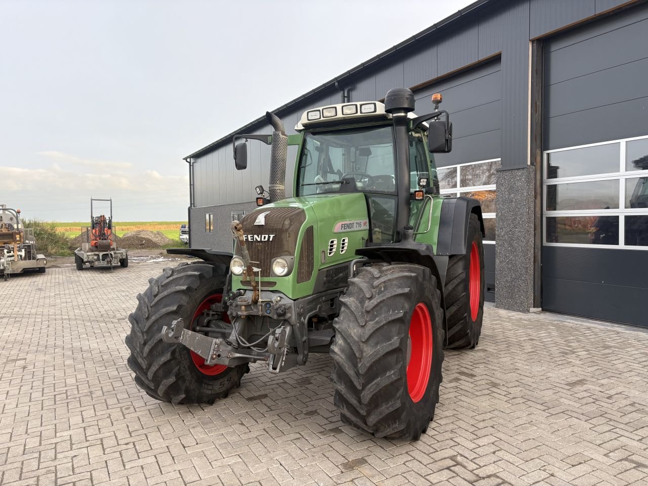 Traktor van het type Fendt 716 com 3, Gebrauchtmaschine in Wapenveld (Foto 3)