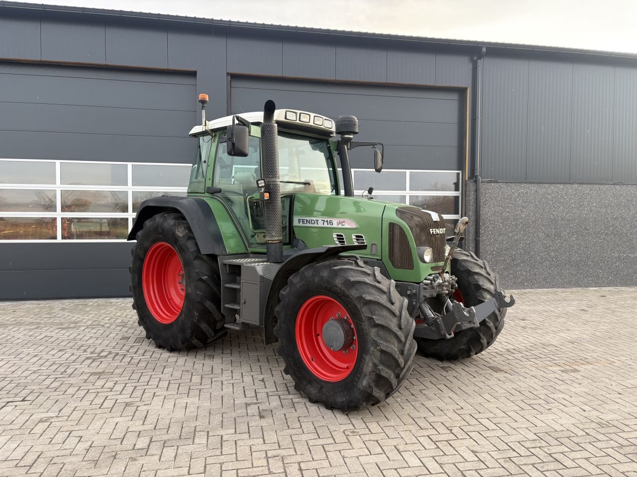 Traktor van het type Fendt 716 com 3, Gebrauchtmaschine in Wapenveld (Foto 7)