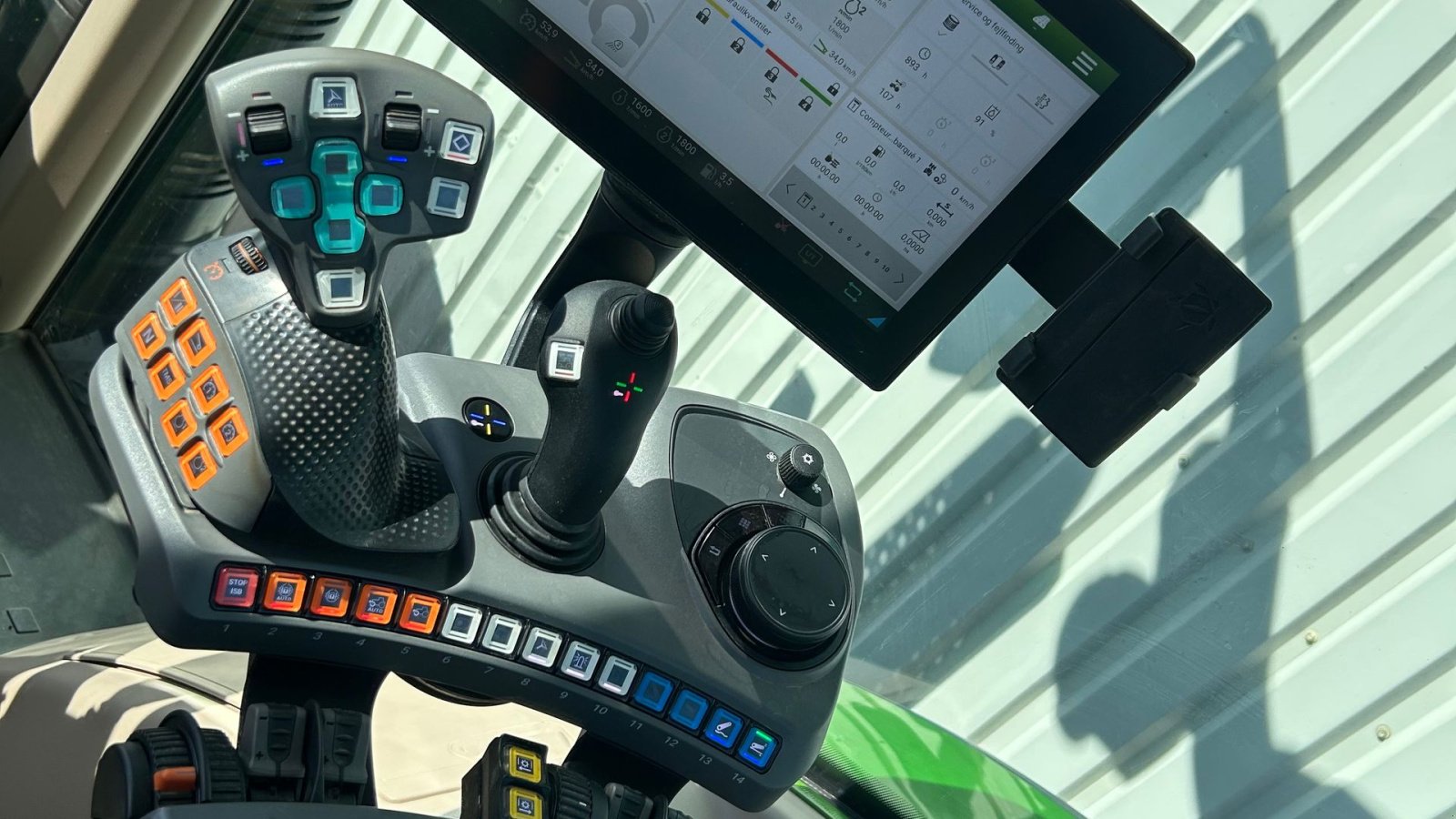 Traktor typu Fendt 716 Gen6 Power Plus Setting 2 Front PTO, Gebrauchtmaschine v Rødekro (Obrázek 10)