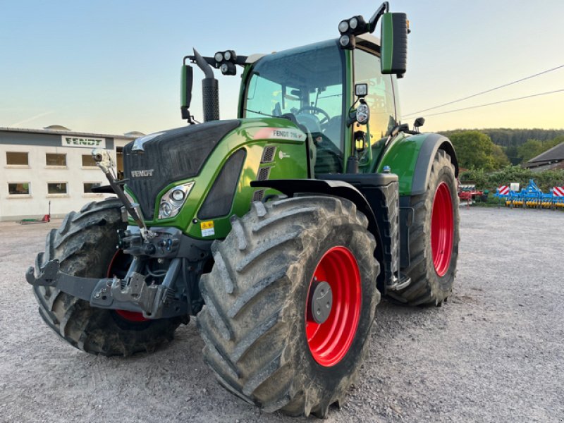 Traktor del tipo Fendt 716 POWER, Gebrauchtmaschine en UZEMAIN (Imagen 3)