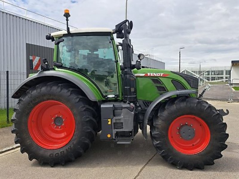Traktor typu Fendt 716 POWER, Gebrauchtmaschine v Muespach-le-Haut (Obrázek 3)