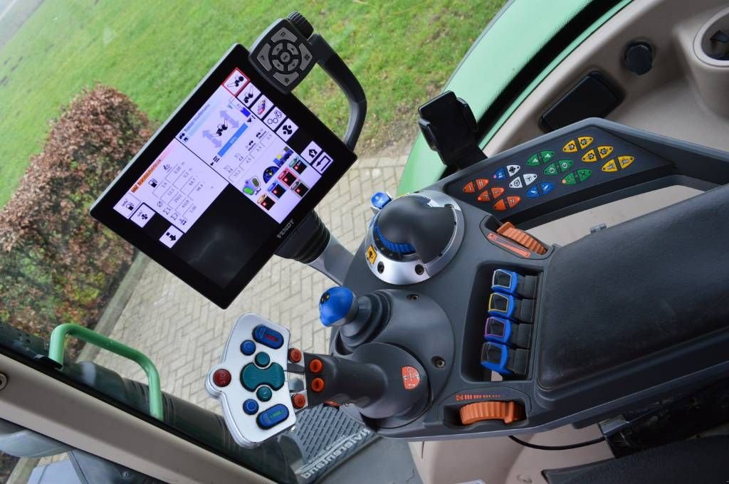 Traktor типа Fendt 716 S4 Vario Profi Plus, Gebrauchtmaschine в Erichem (Фотография 5)
