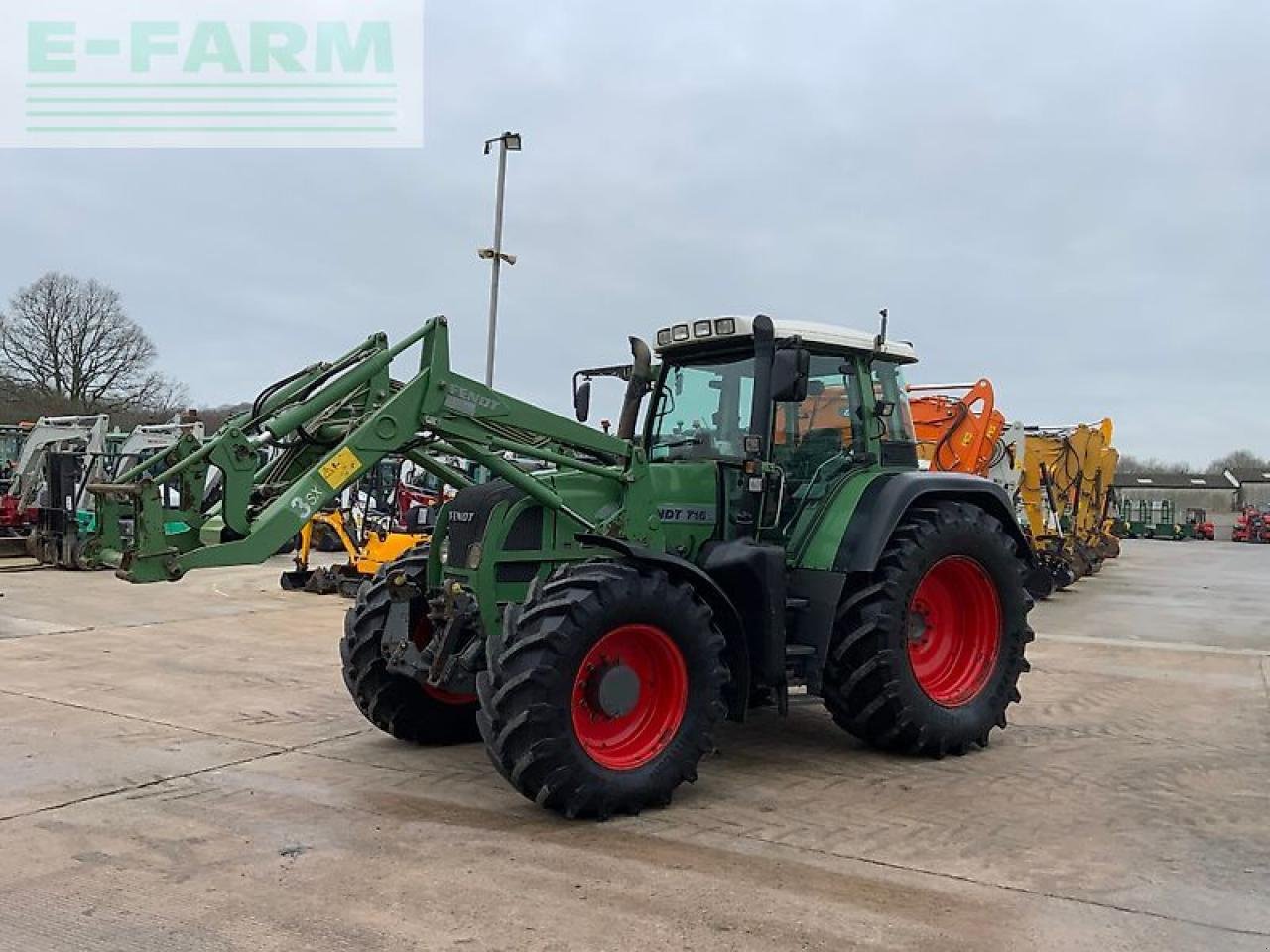 Traktor tip Fendt 716 tractor (st25458), Gebrauchtmaschine in SHAFTESBURY (Poză 8)