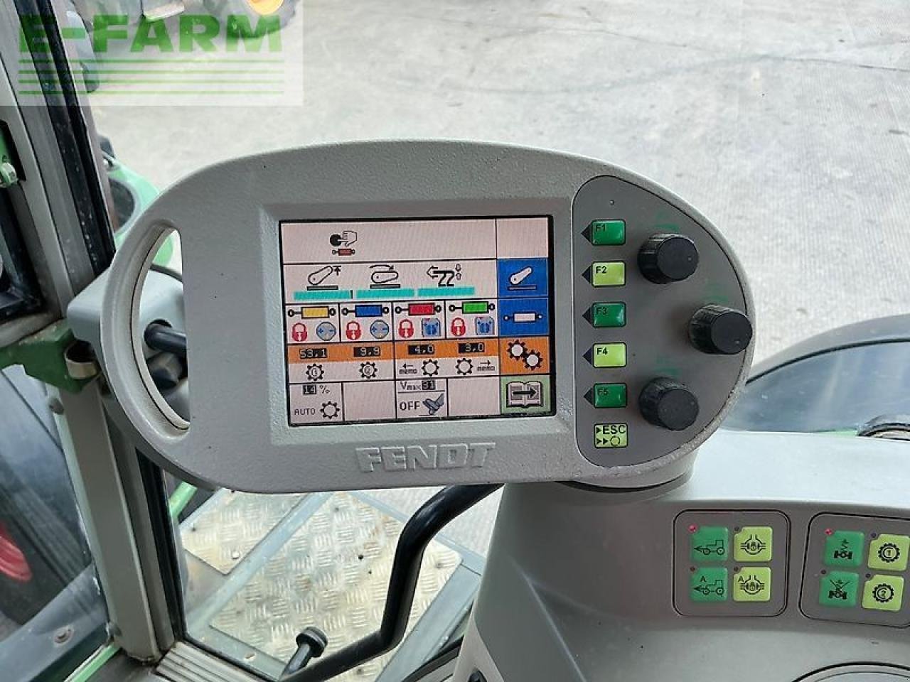 Traktor of the type Fendt 716 tractor (st25458), Gebrauchtmaschine in SHAFTESBURY (Picture 22)