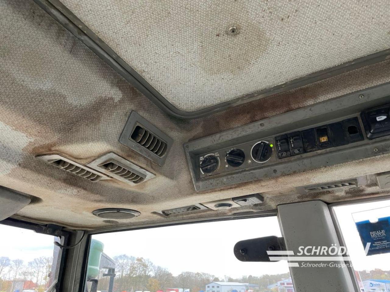 Traktor van het type Fendt 716 VARIO COM 1, Gebrauchtmaschine in Wildeshausen (Foto 13)