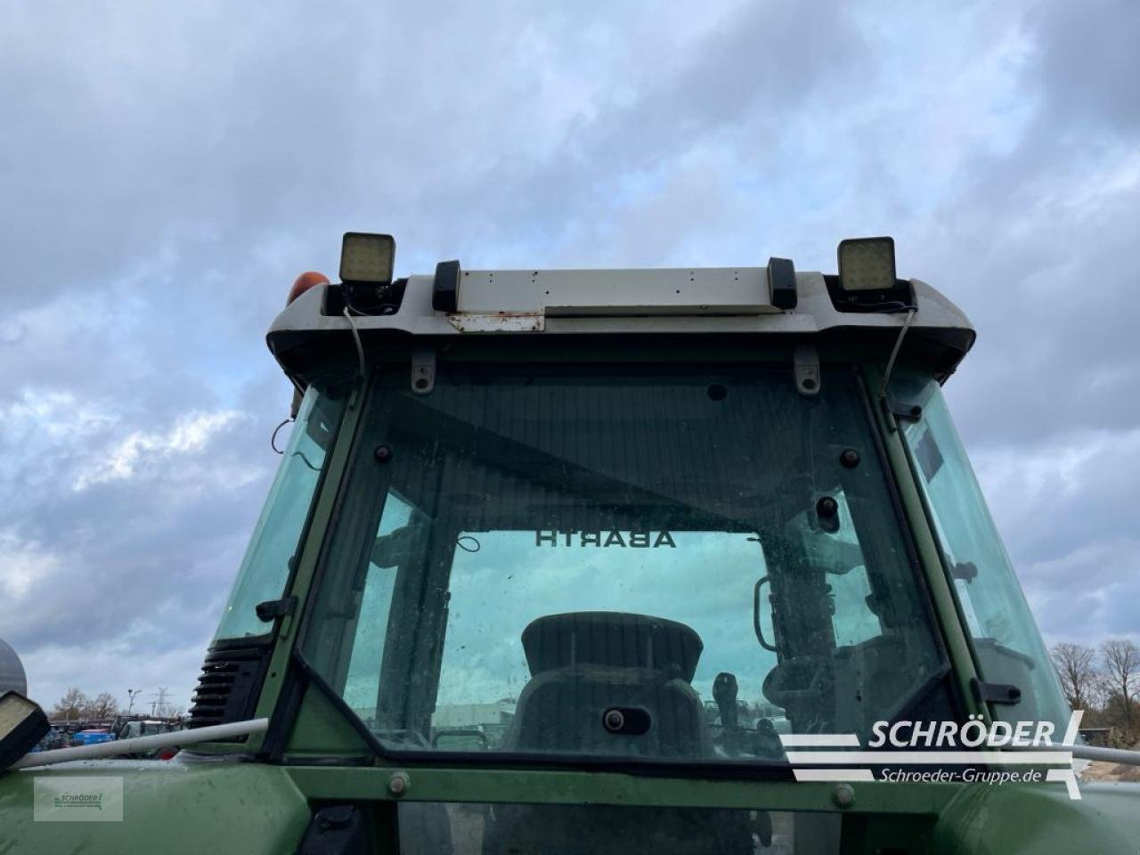 Traktor van het type Fendt 716 VARIO COM 1, Gebrauchtmaschine in Wildeshausen (Foto 17)