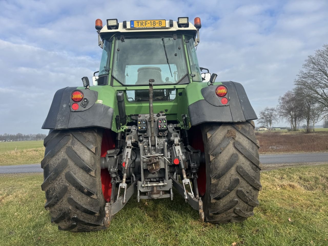Traktor of the type Fendt 716 Vario Com.2, Gebrauchtmaschine in Nieuw Heeten (Picture 10)