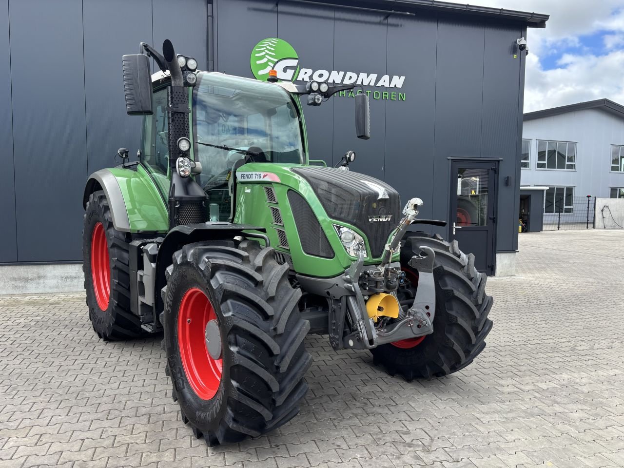 Traktor typu Fendt 716 Vario Profiplus, Gebrauchtmaschine w Daarle (Zdjęcie 3)