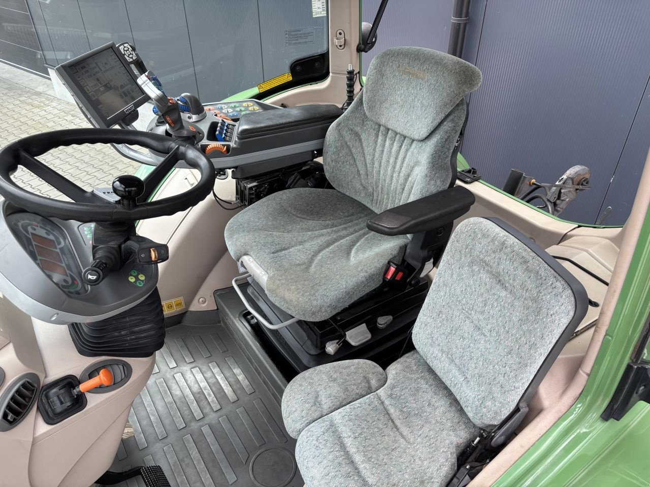 Traktor typu Fendt 716 Vario Profiplus, Gebrauchtmaschine w Daarle (Zdjęcie 10)