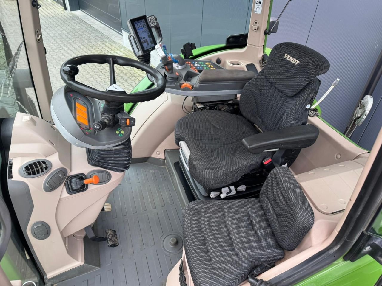 Traktor du type Fendt 716 Vario S4 PowerPlus, Gebrauchtmaschine en Daarle (Photo 10)