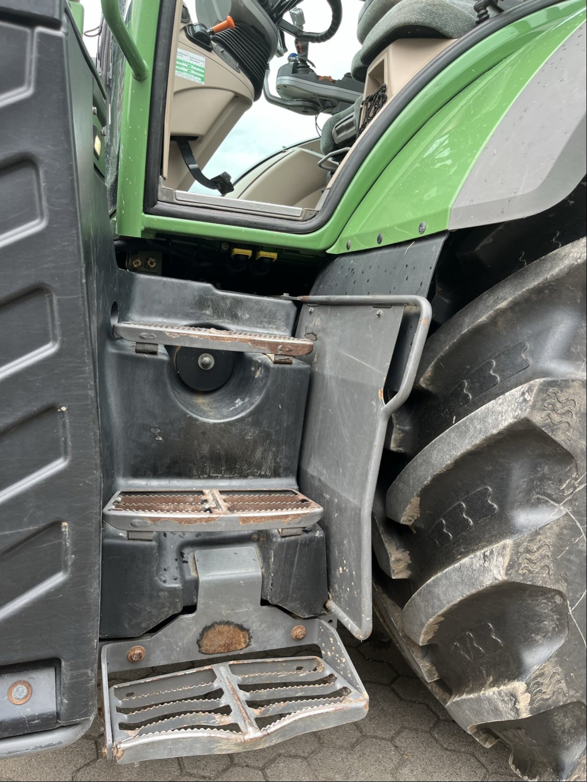 Traktor des Typs Fendt 716 Vario S4, Gebrauchtmaschine in Elmenhorst-Lanken (Bild 5)