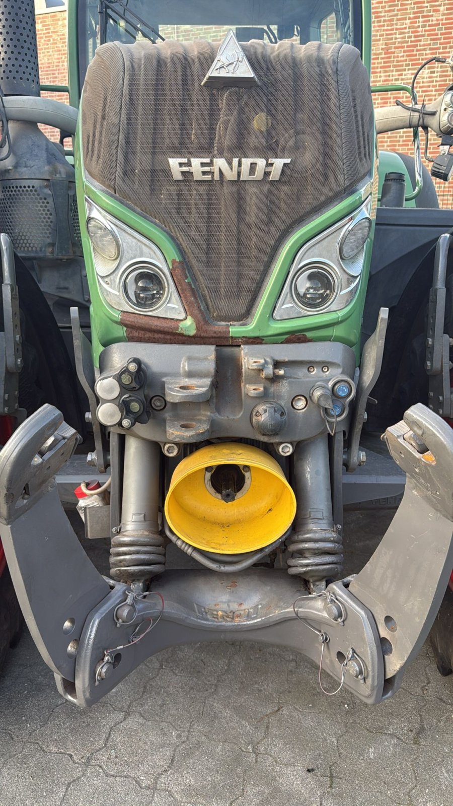 Traktor des Typs Fendt 716 Vario SCR, Gebrauchtmaschine in Husum (Bild 3)