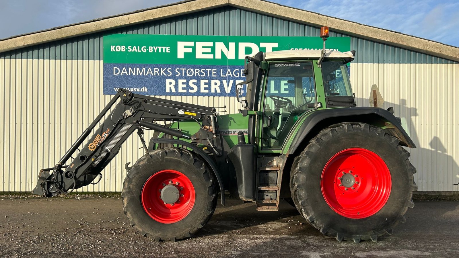 Traktor от тип Fendt 716 VARIO TMS  Med Hauer Frontlæsser, Gebrauchtmaschine в Rødekro (Снимка 1)