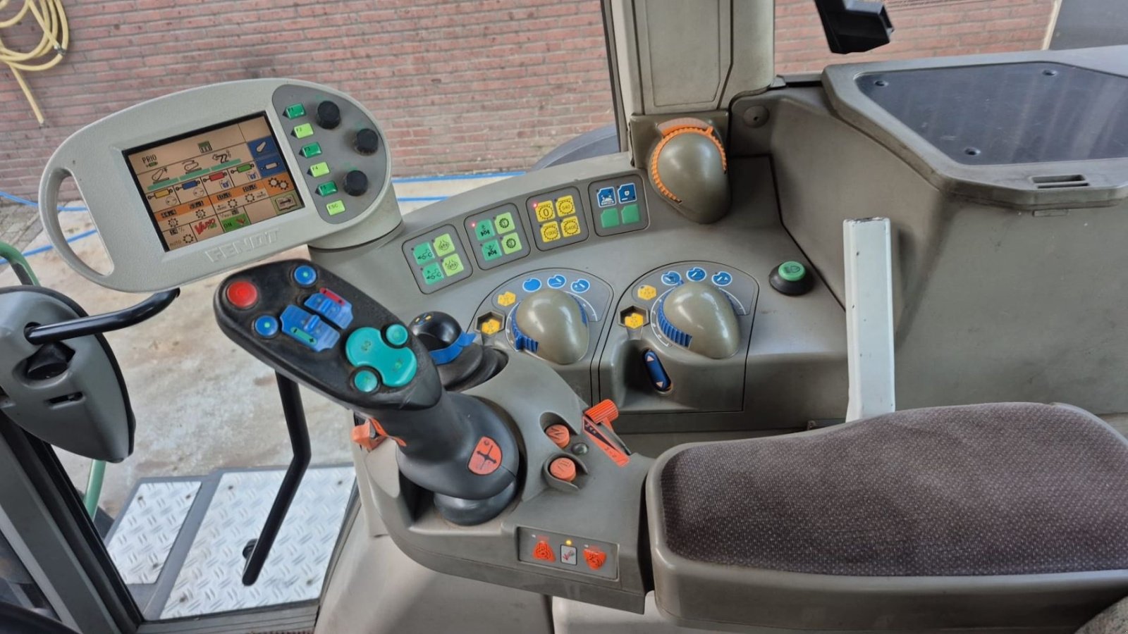 Traktor типа Fendt 716 Vario tms, Gebrauchtmaschine в Wapenveld (Фотография 10)