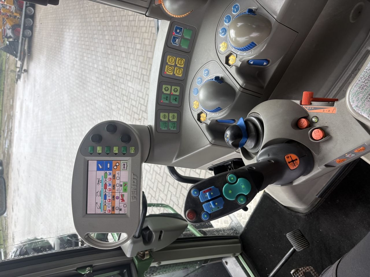 Traktor van het type Fendt 716 Vario tms, Gebrauchtmaschine in Wapenveld (Foto 7)