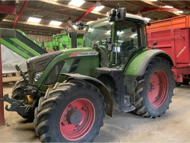 Traktor du type Fendt 716 VARIO, Gebrauchtmaschine en ROYE (Photo 1)