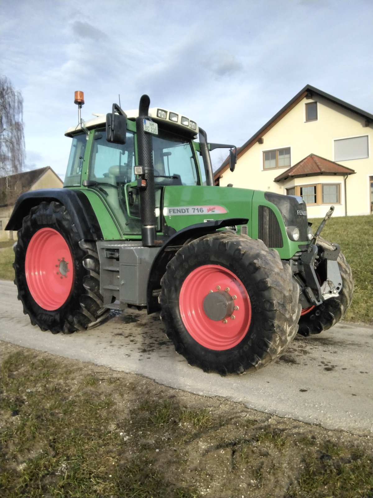 Traktor типа Fendt 716  Vario, Gebrauchtmaschine в Parsberg (Фотография 1)