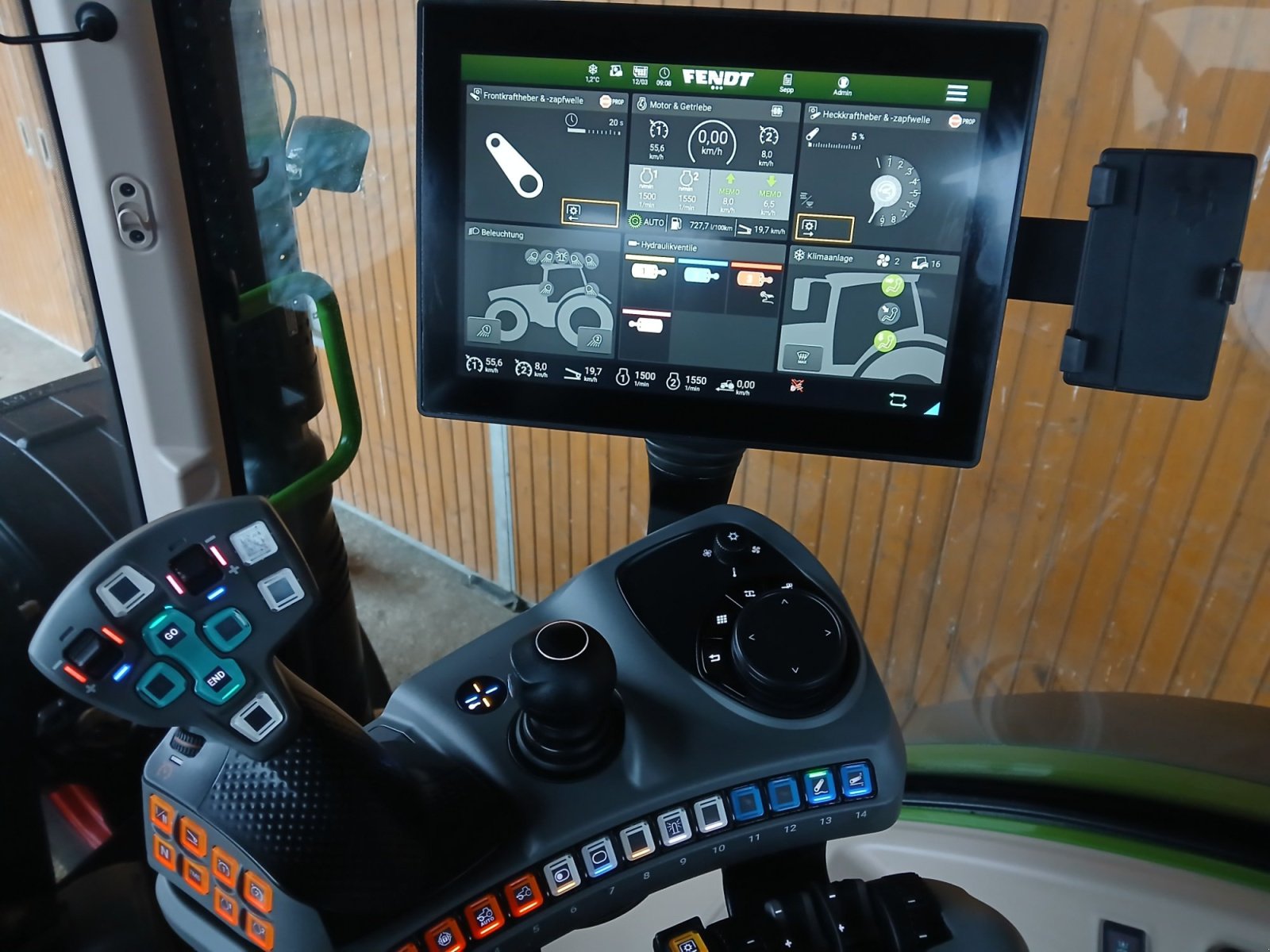 Traktor del tipo Fendt 716 Vario, Gebrauchtmaschine In Niederviehbach (Immagine 8)