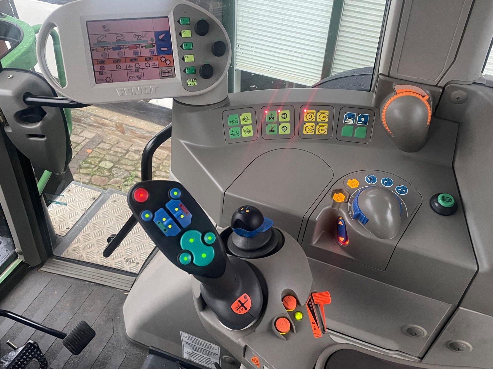 Traktor typu Fendt 716 Vario, Gebrauchtmaschine v Hunteburg (Obrázek 11)