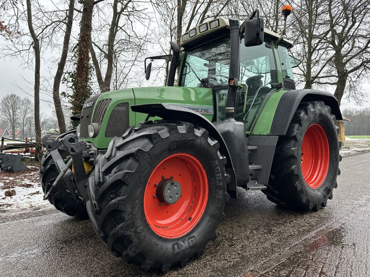 Traktor от тип Fendt 716 Vario, Gebrauchtmaschine в Rossum (Снимка 1)