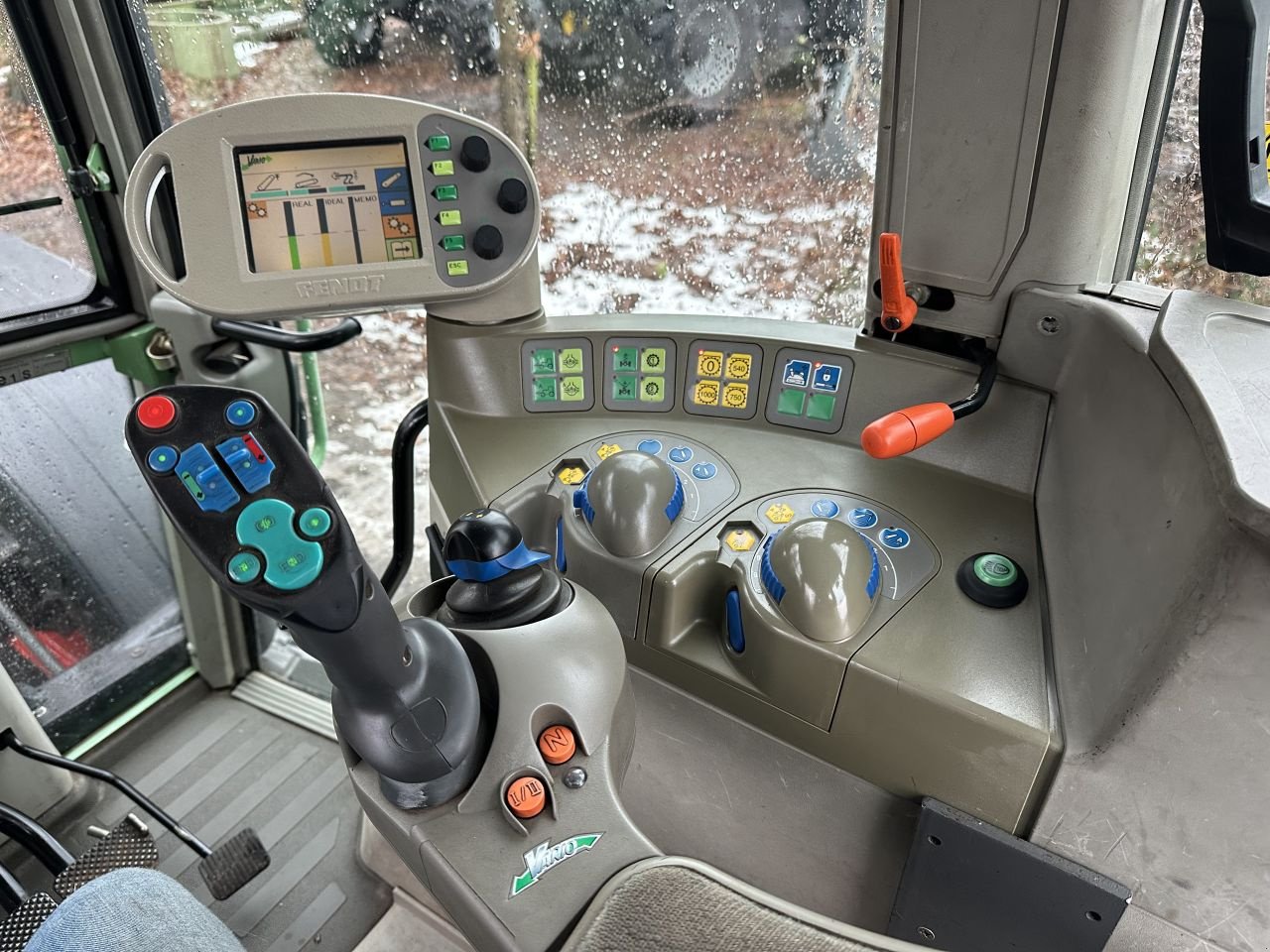 Traktor от тип Fendt 716 Vario, Gebrauchtmaschine в Rossum (Снимка 11)