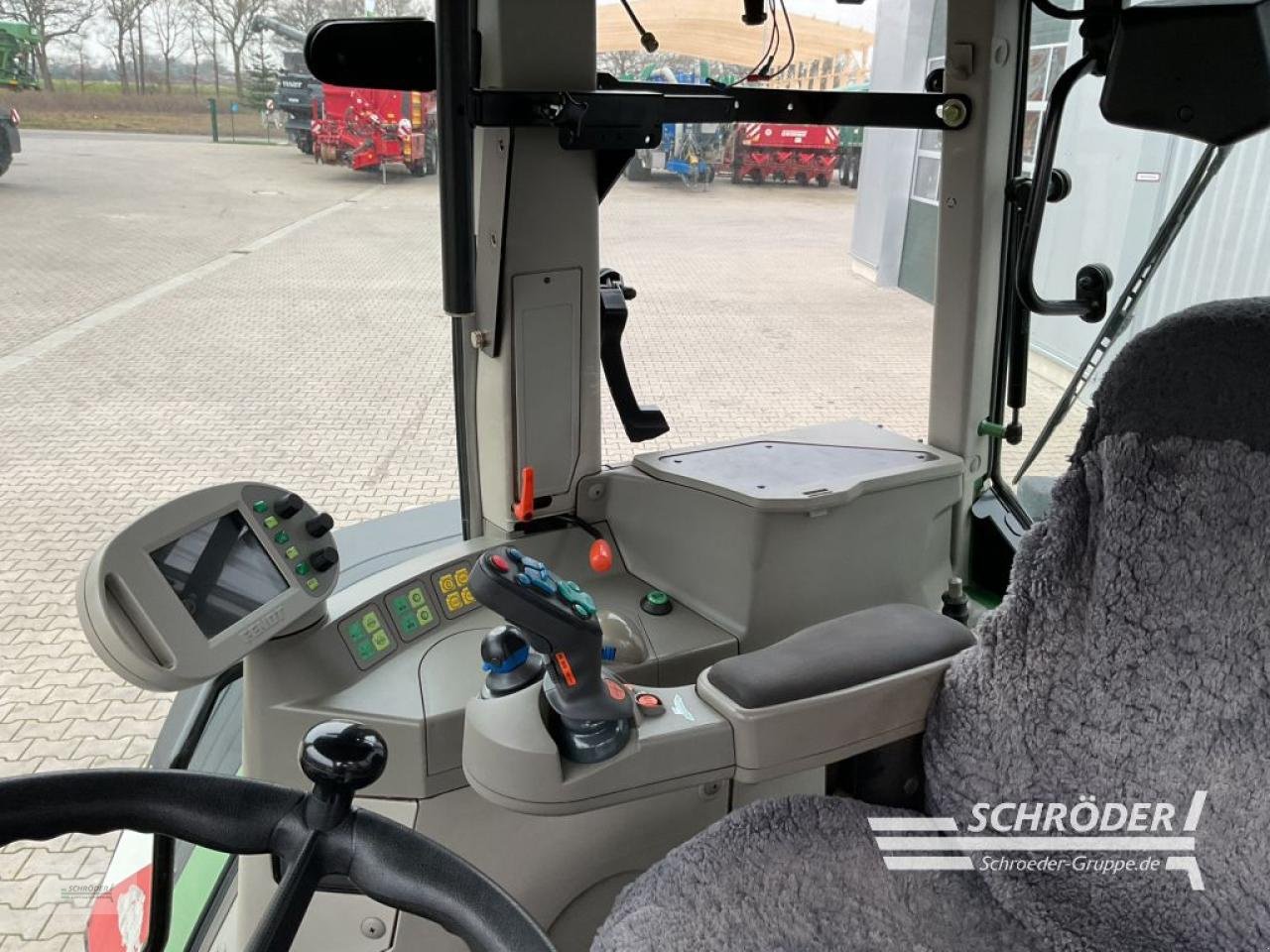 Traktor типа Fendt 716 VARIO, Gebrauchtmaschine в Holdorf (Фотография 16)