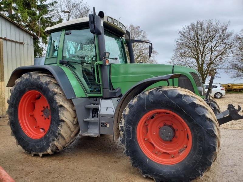Traktor of the type Fendt 716, Gebrauchtmaschine in BRAY en Val (Picture 5)