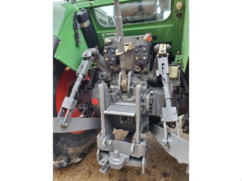 Traktor of the type Fendt 716, Gebrauchtmaschine in BRAY en Val (Picture 8)