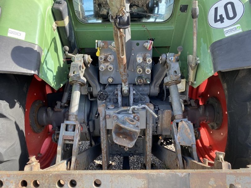 Traktor des Typs Fendt 716, Gebrauchtmaschine in LE PONT CHRETIEN (Bild 8)