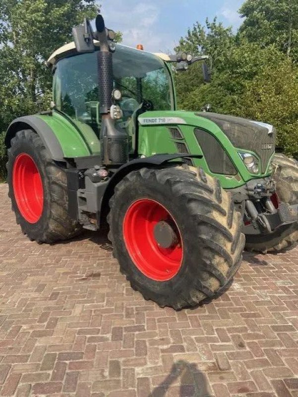 Traktor del tipo Fendt 718 718, Gebrauchtmaschine In Deurne (Immagine 1)