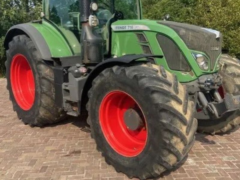 Traktor типа Fendt 718 718, Gebrauchtmaschine в Deurne (Фотография 1)